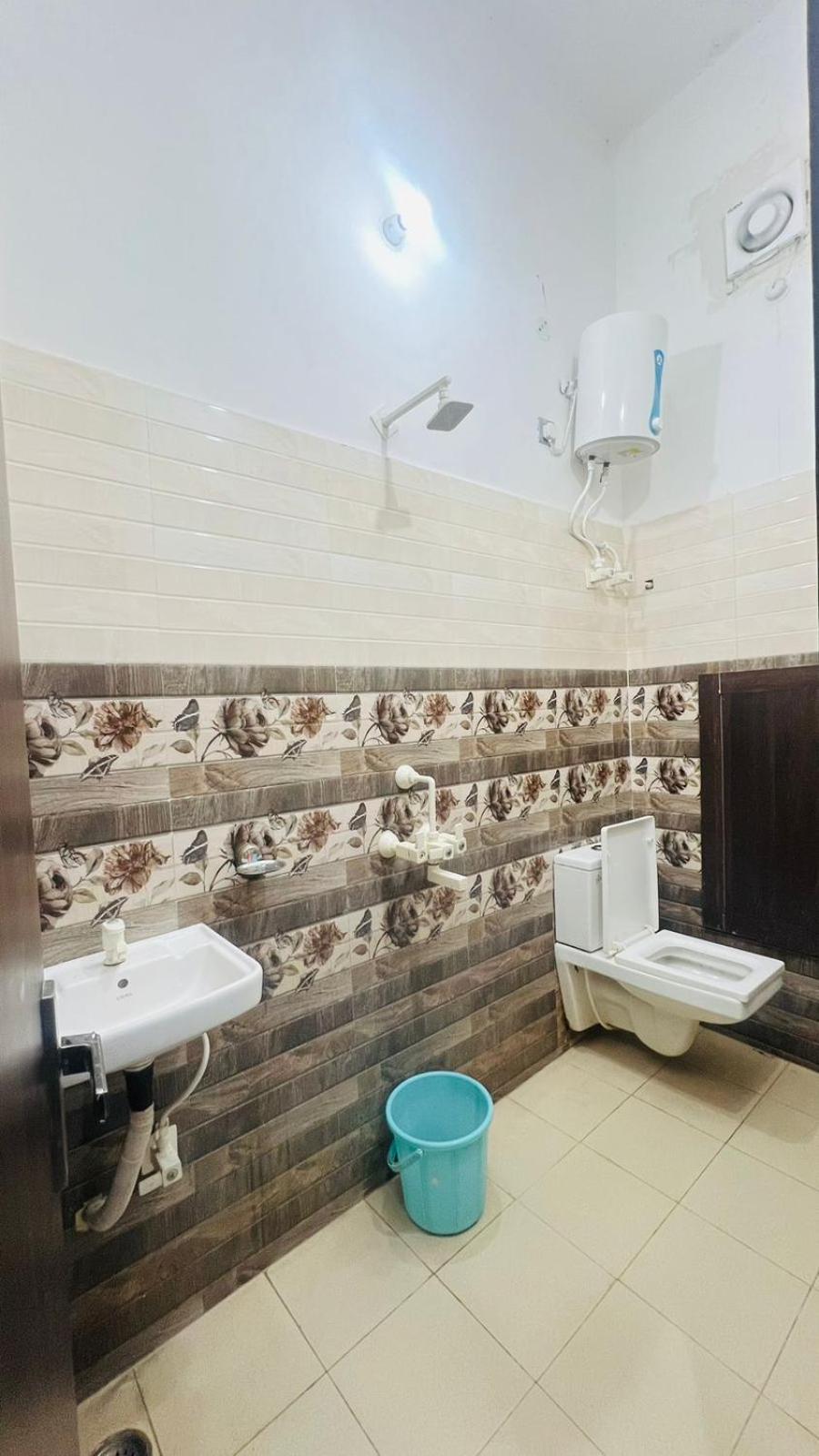 Hotel Rudra Residency Near Railway Station Mathura Buitenkant foto