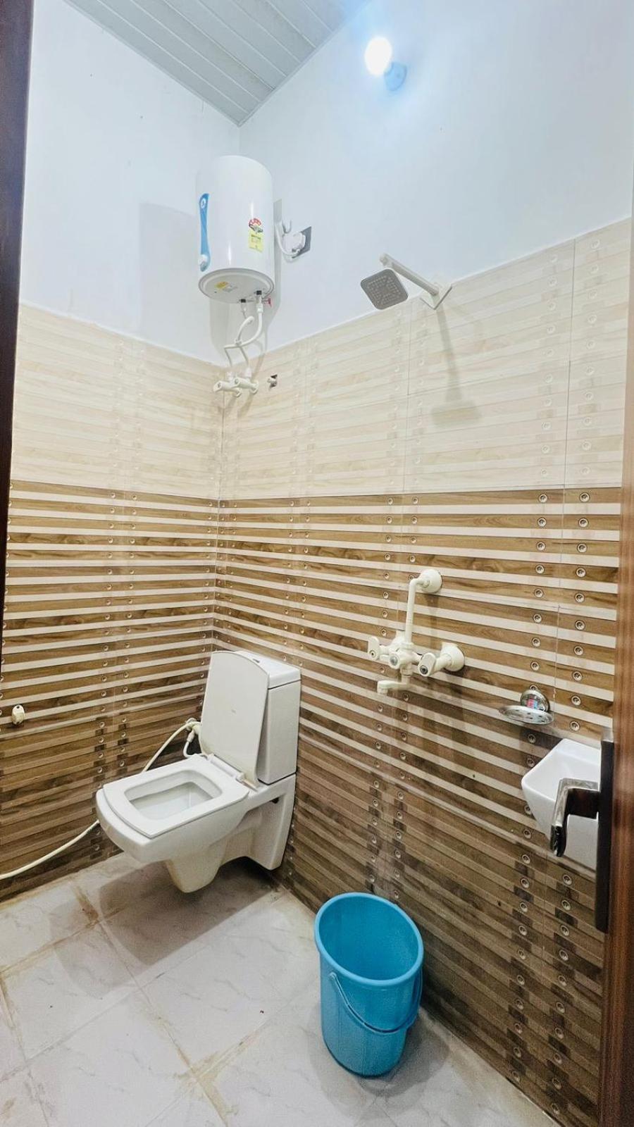 Hotel Rudra Residency Near Railway Station Mathura Buitenkant foto